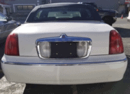 1998 Lincoln Town Car Executive Sedan 4D