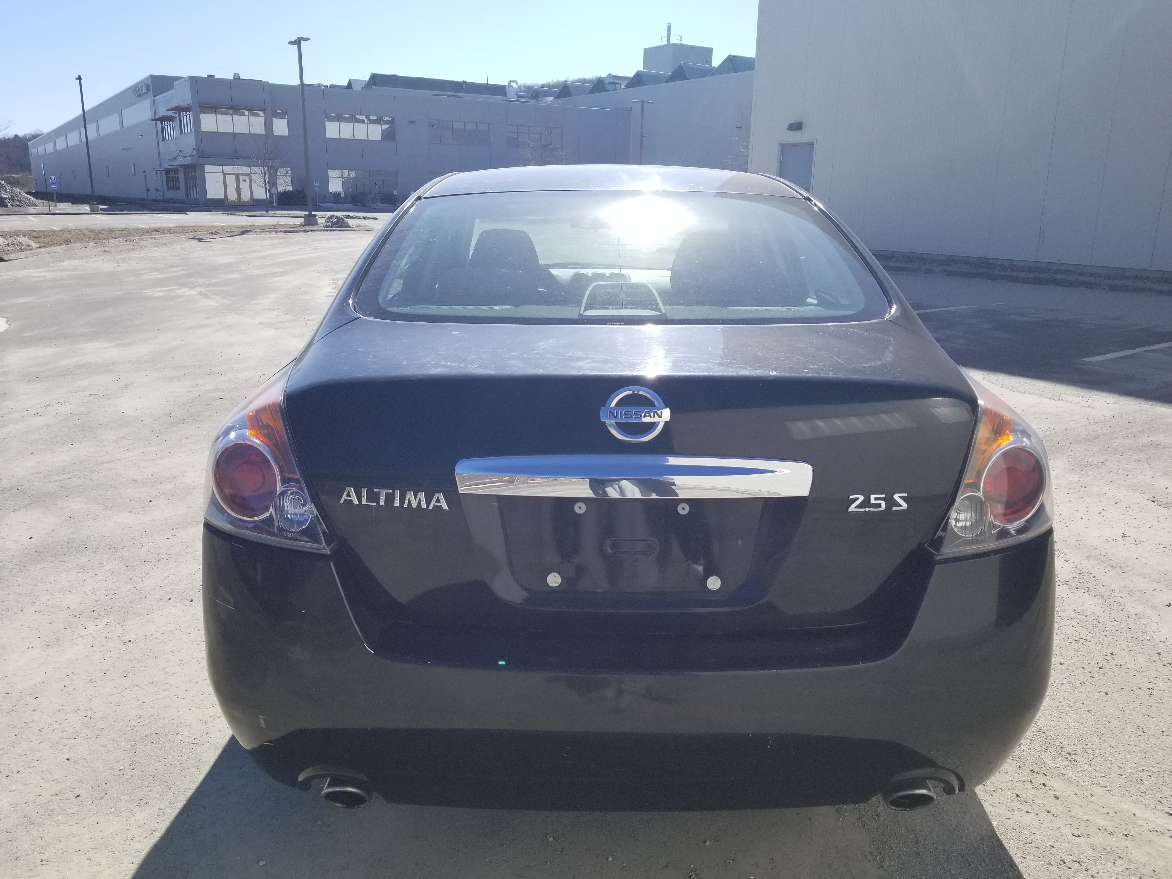 2010 Nissan Altima 2.5 S Sedan 4D