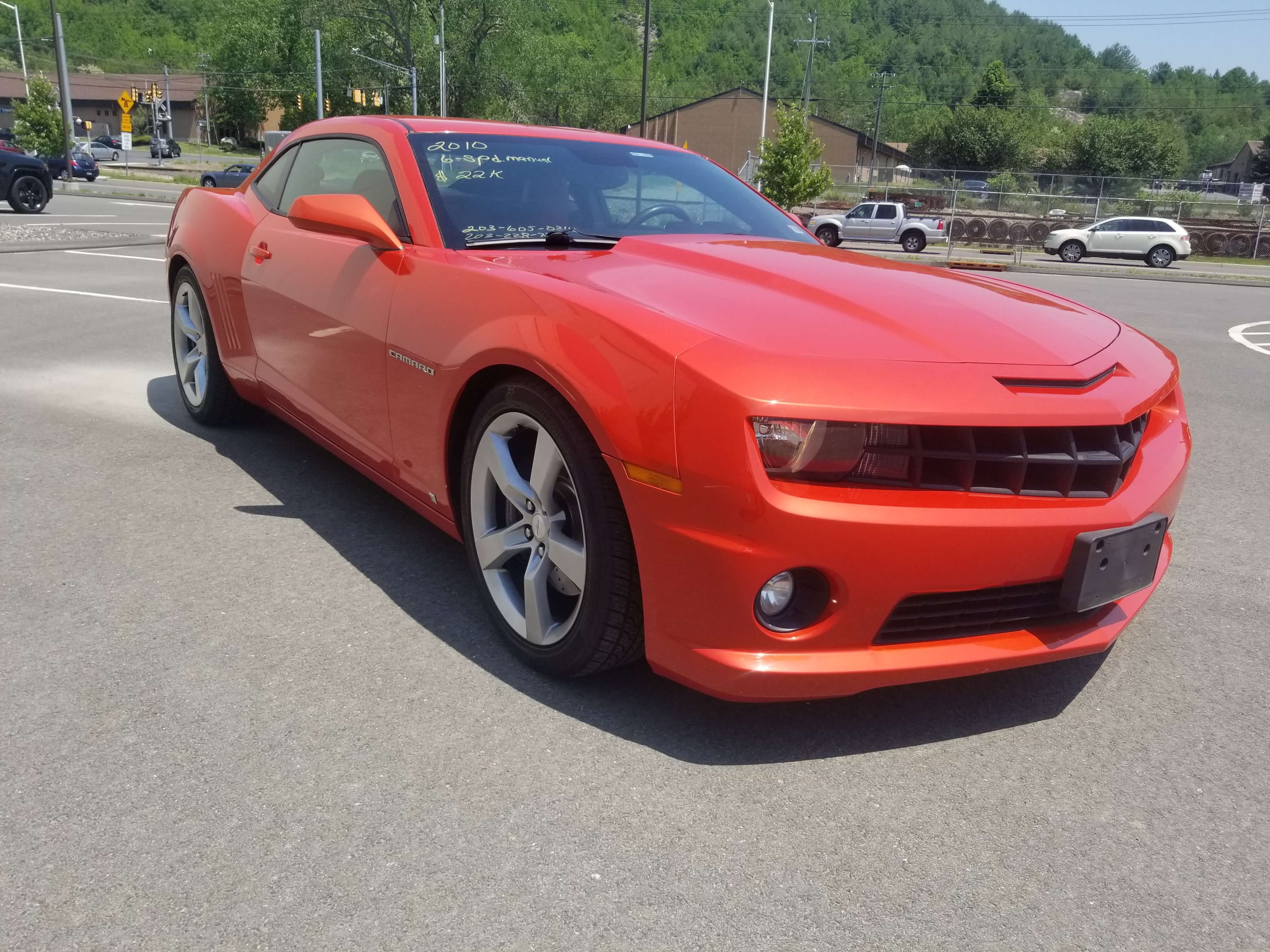 2010 Chevrolet Camaro 2dr Coupe w/2SS
