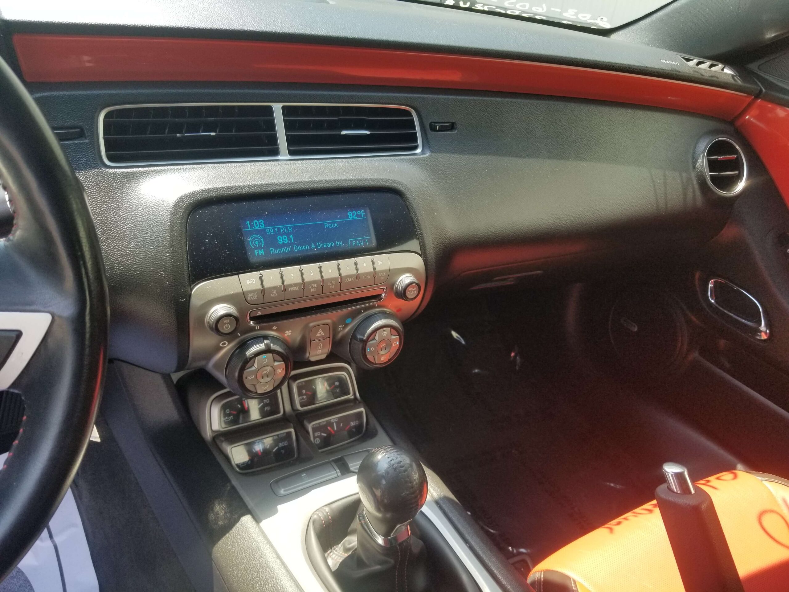 2010 Chevrolet Camaro 2dr Coupe w/2SS