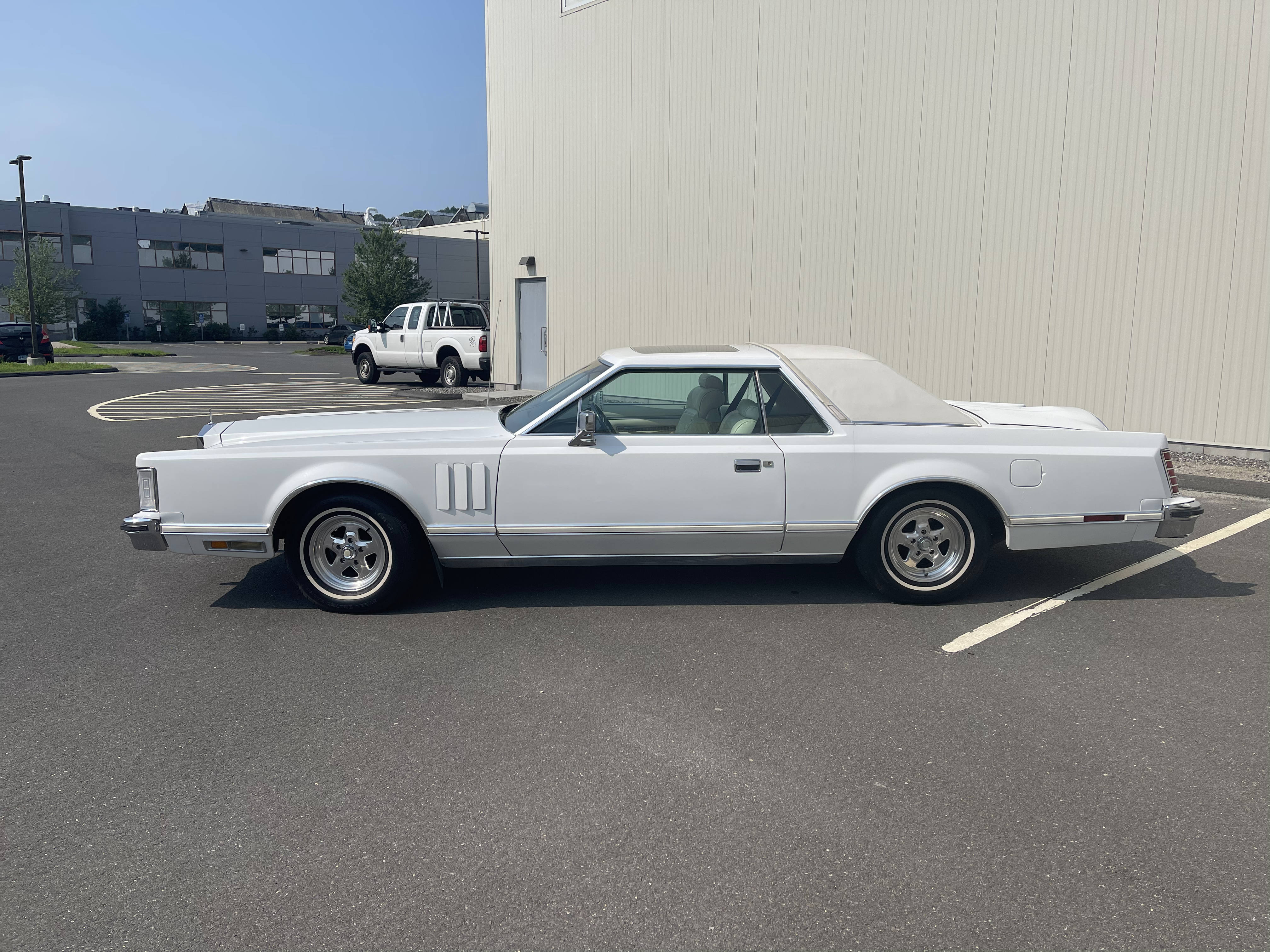 1979 Lincoln Continental Mark V