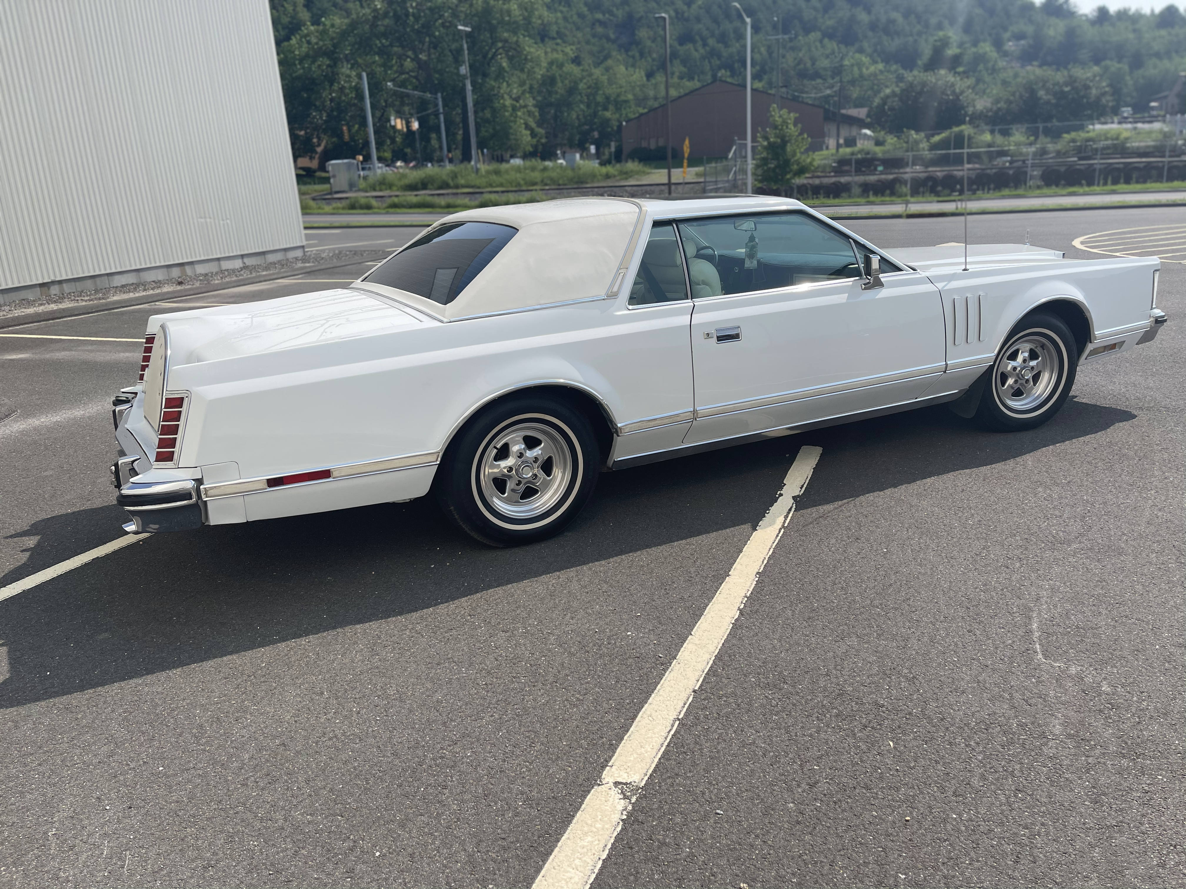 1979 Lincoln Continental Mark V