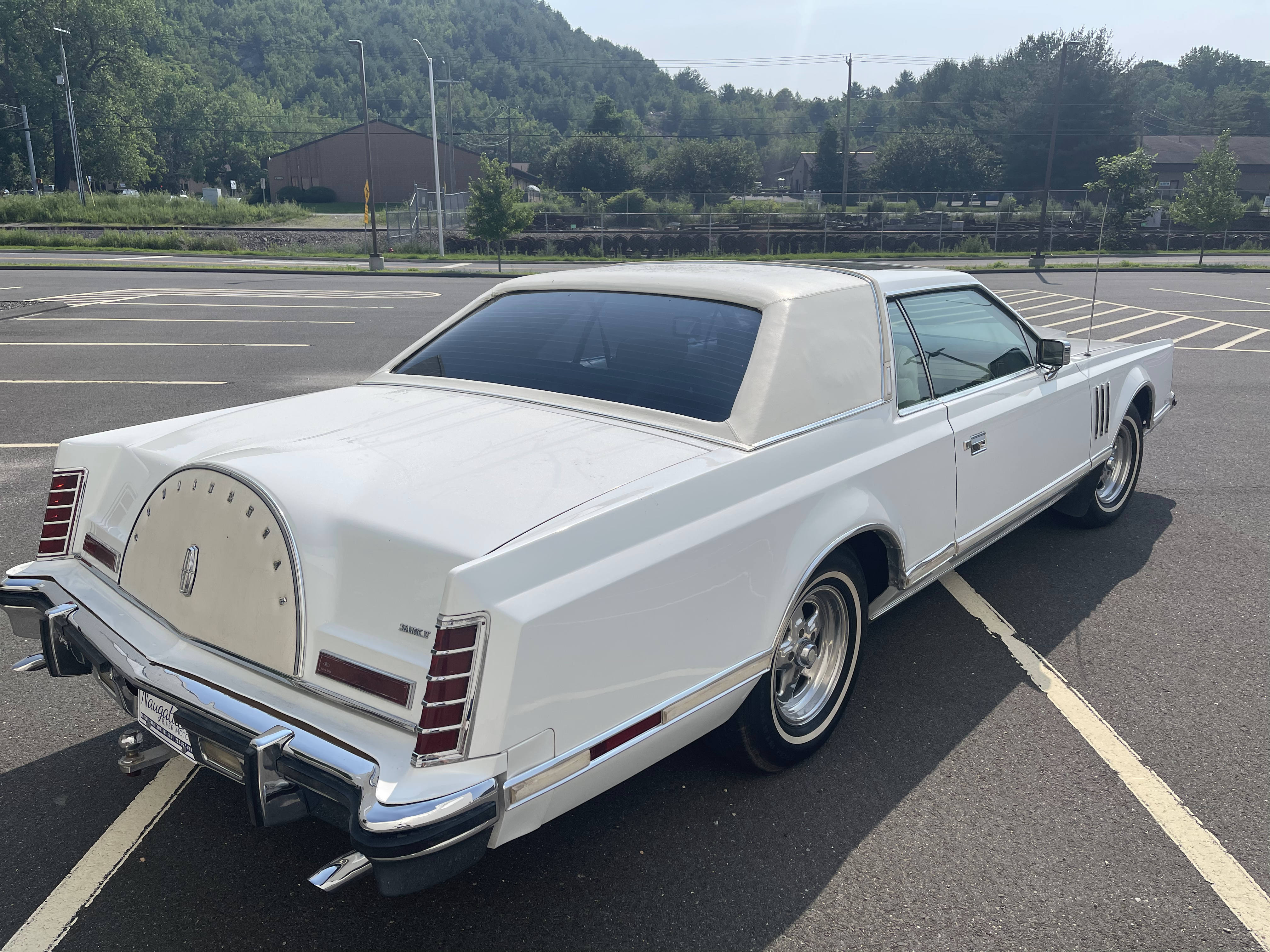 1979 Lincoln Continental Mark V